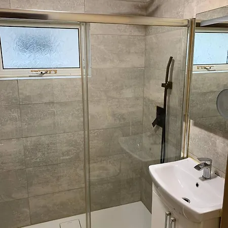 게스트하우스 In Guest - King Bed With Shared Bath *